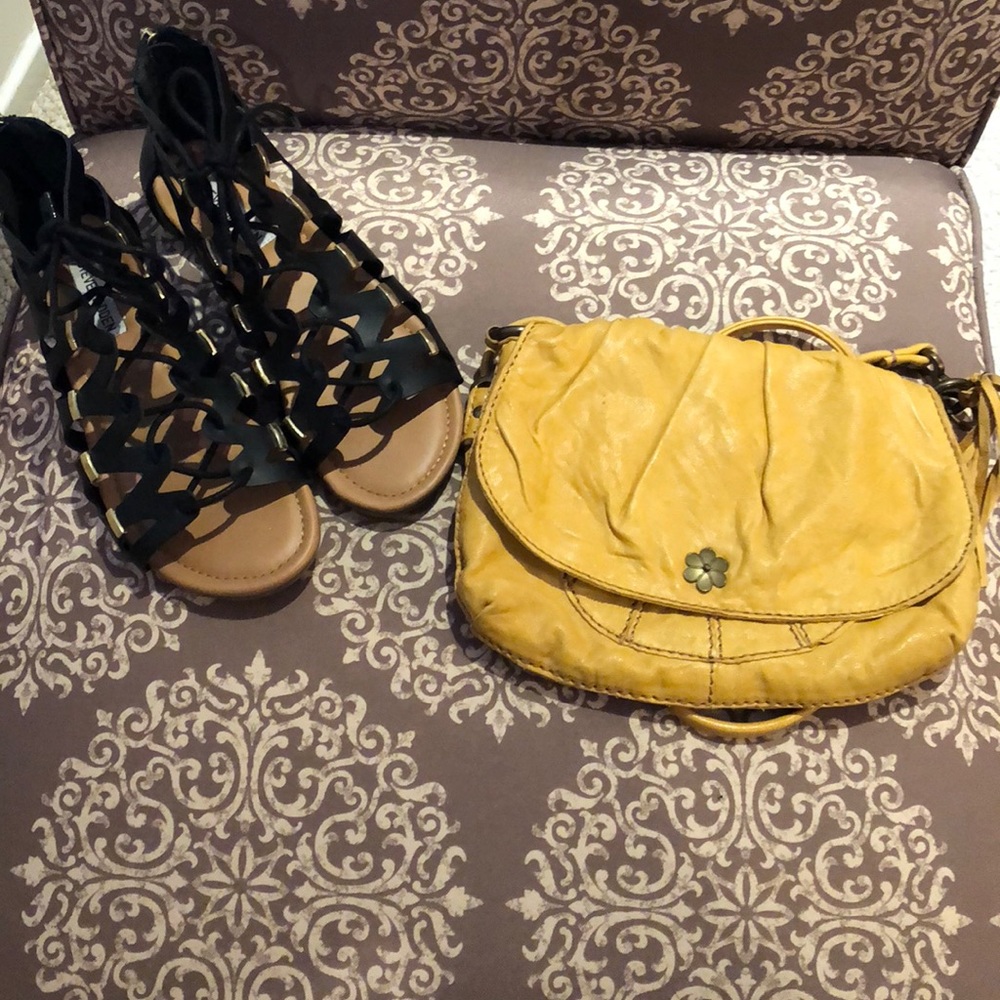 Lucky Brand yellow leather purse